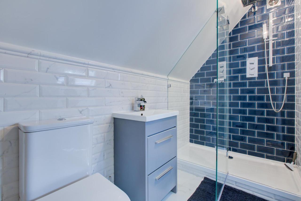 Luxury 3 Bedroom Apartment Close To Beach, Bournemouth & Meyrick Park Exteriör bild
